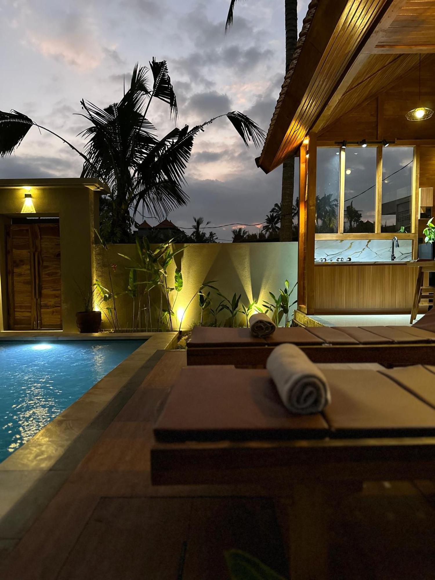 Utu, - Bali